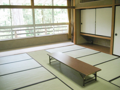 客室(15畳)